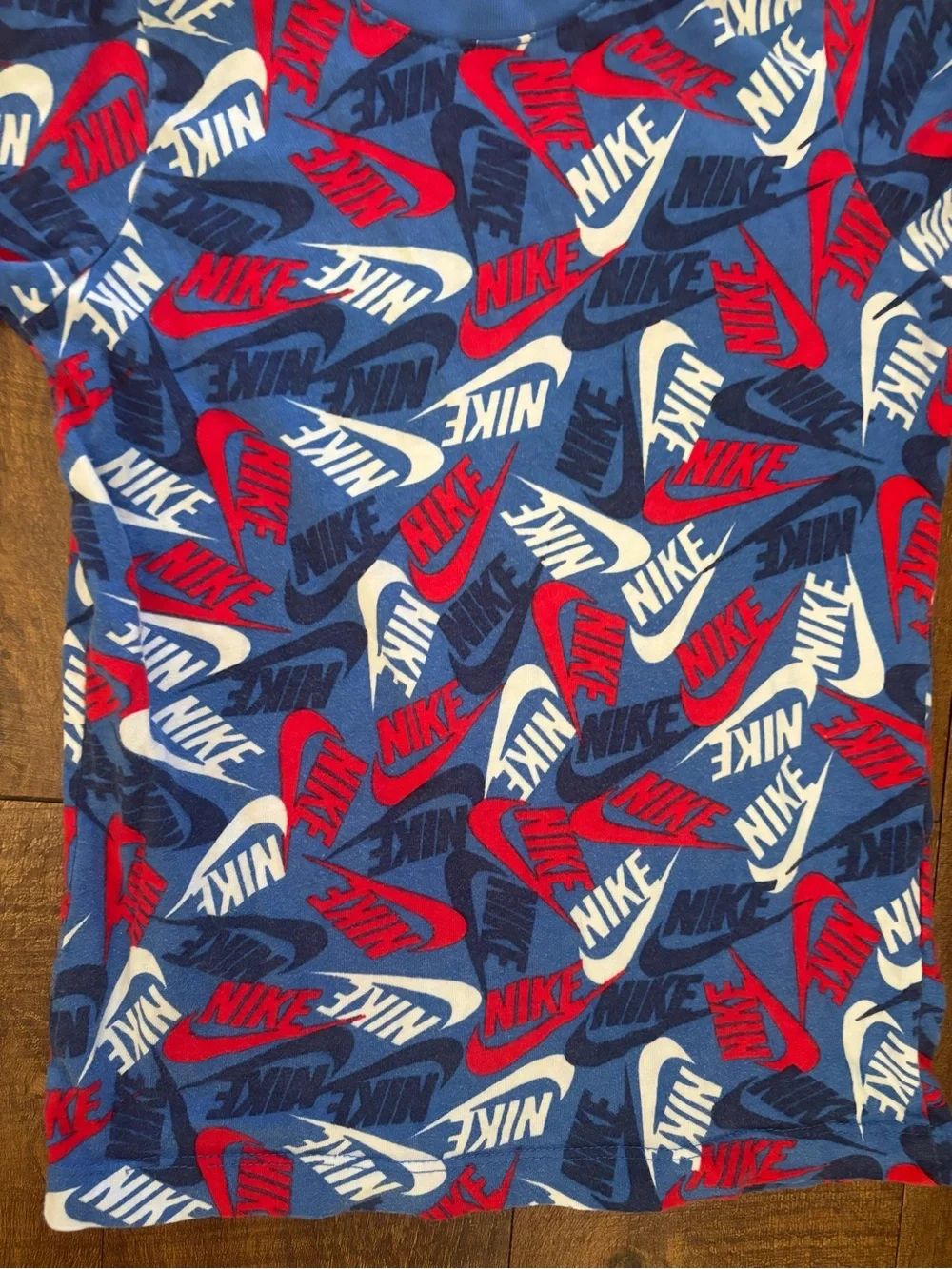 Nike boy youth bundle 4 pieces XS extra small 7, 6-7 years shorts tank shirts